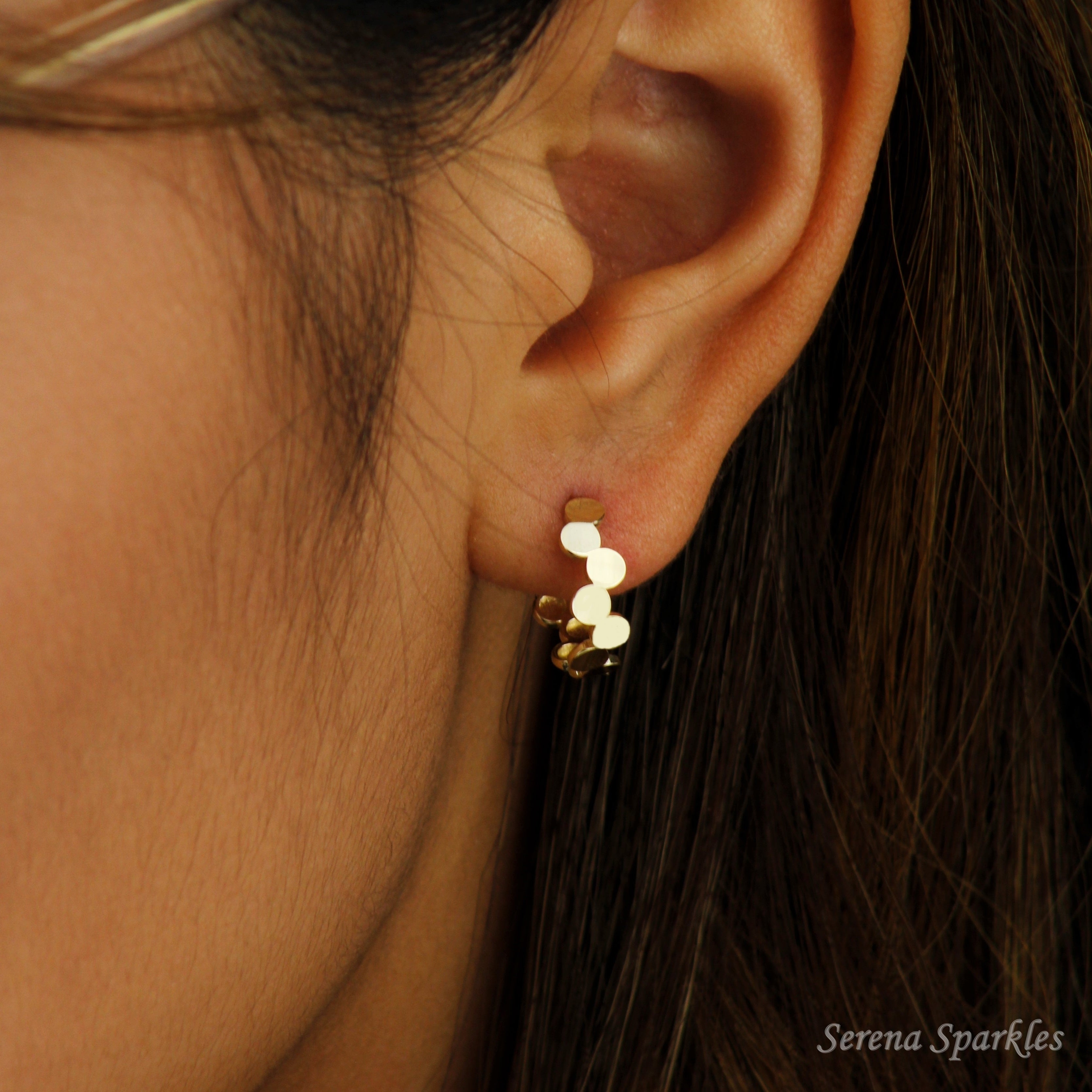 10k Solid Gold Beehive Huggie Hoop Earrings - Serena Sparkles