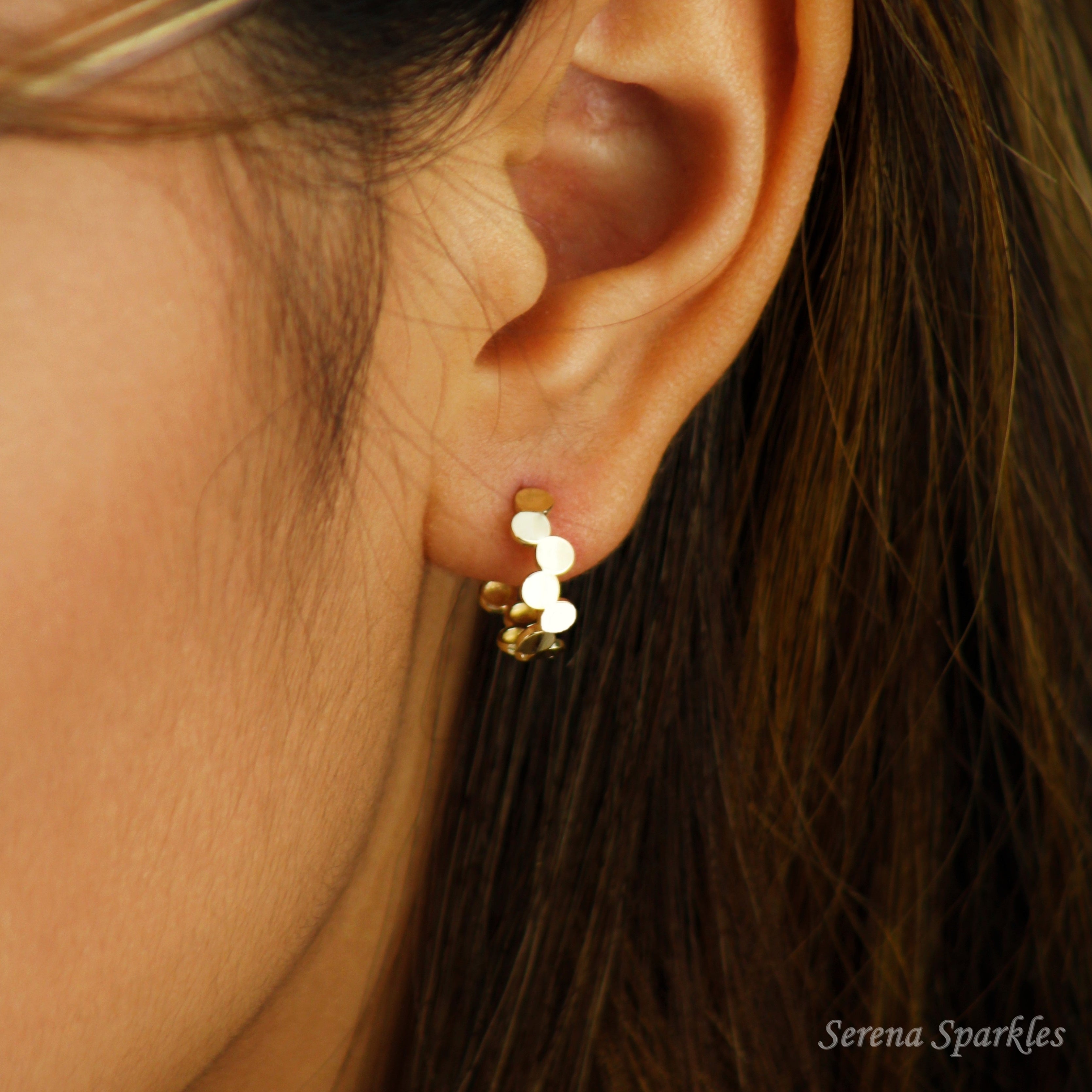 10k Solid Gold Beehive Huggie Hoop Earrings - Serena Sparkles