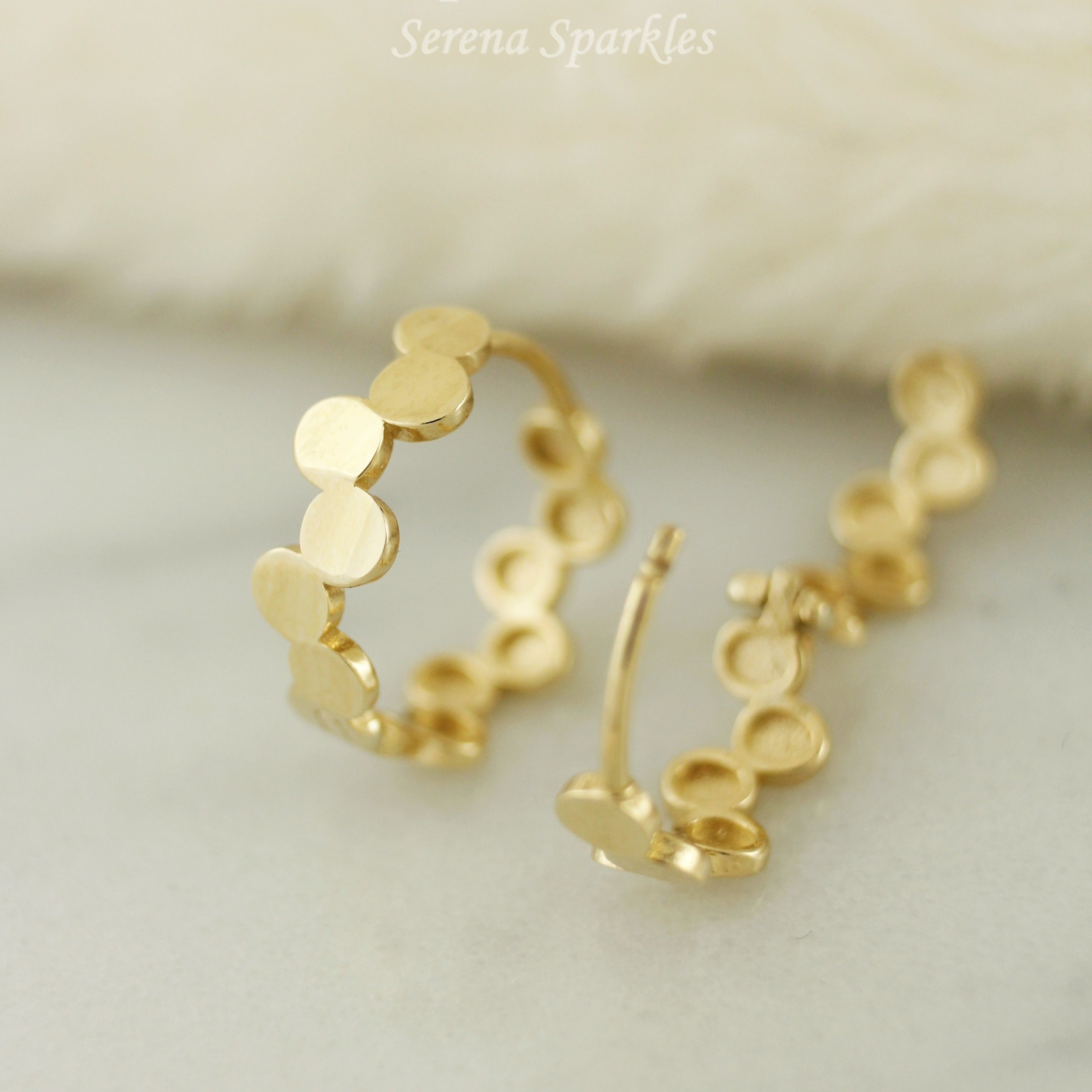 10k Solid Gold Beehive Huggie Hoop Earrings - Serena Sparkles