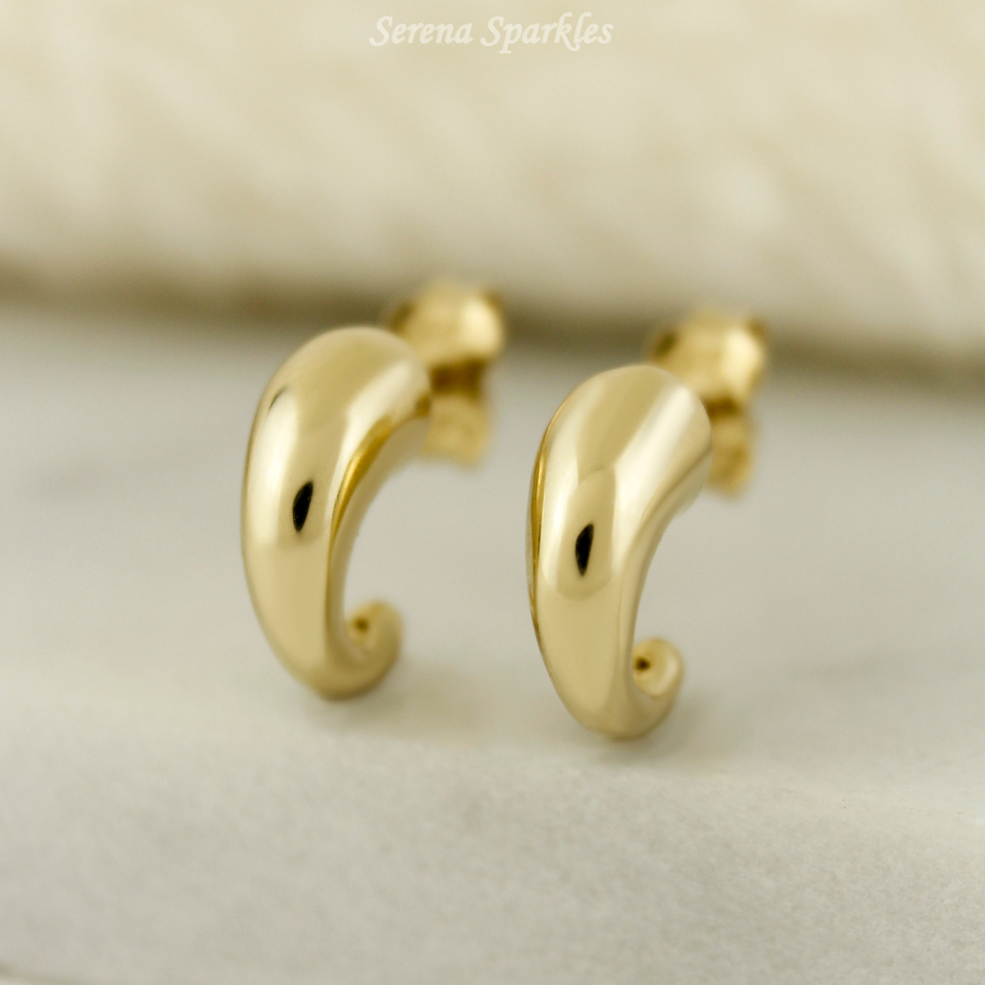 10k Solid Gold Simple Huggie Hoops (Measurement Pending) - Serena Sparkles